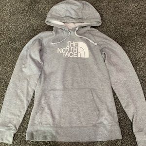 Women’s Northface Sweatshirt